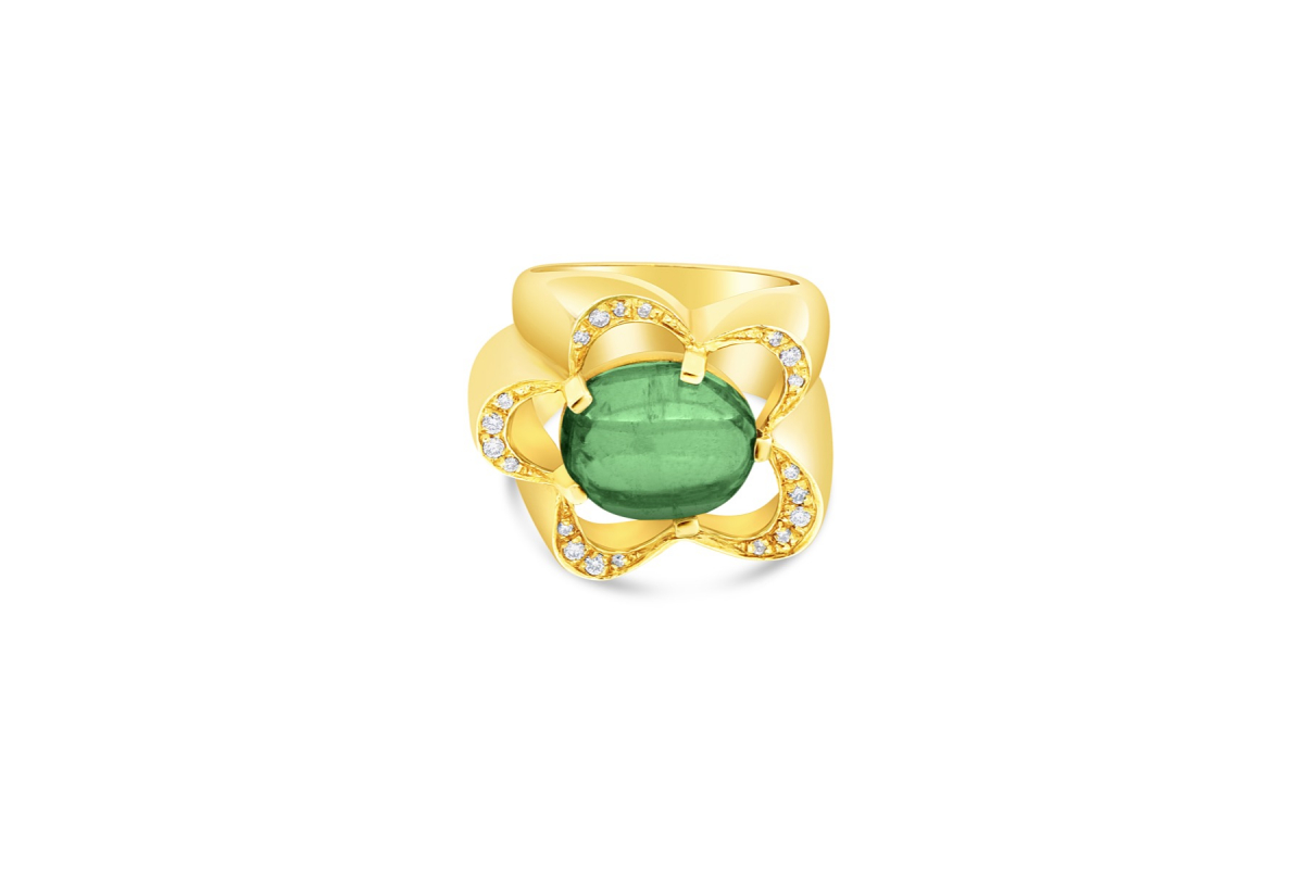 Green Tourmaline Cabochon Ring in 18K Yellow Gold