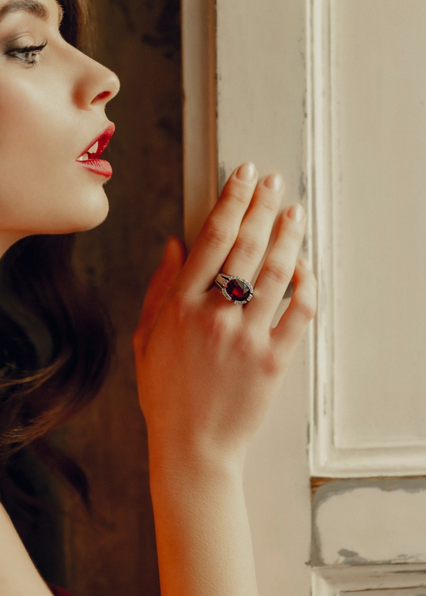 Modern Orange-Red Garnet Ring with Diamonds